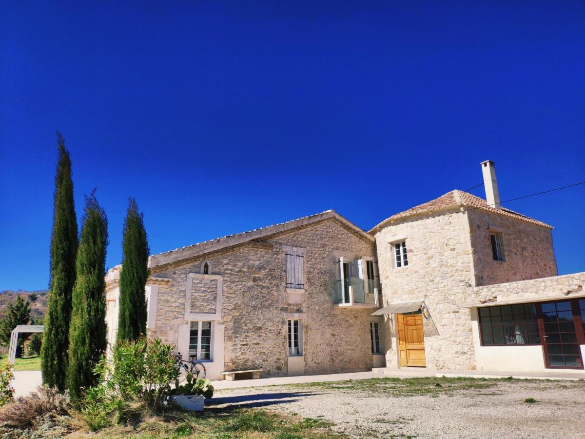 Superbe Chambre Avec Terrasse, Parking Prive, Jardin, Calme, Climatisation, 10 Mn Pont Du Gard #7 Apartman Rochefort-du-Gard Kültér fotó